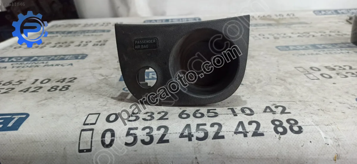 Çıkma seat leon bardaklık
