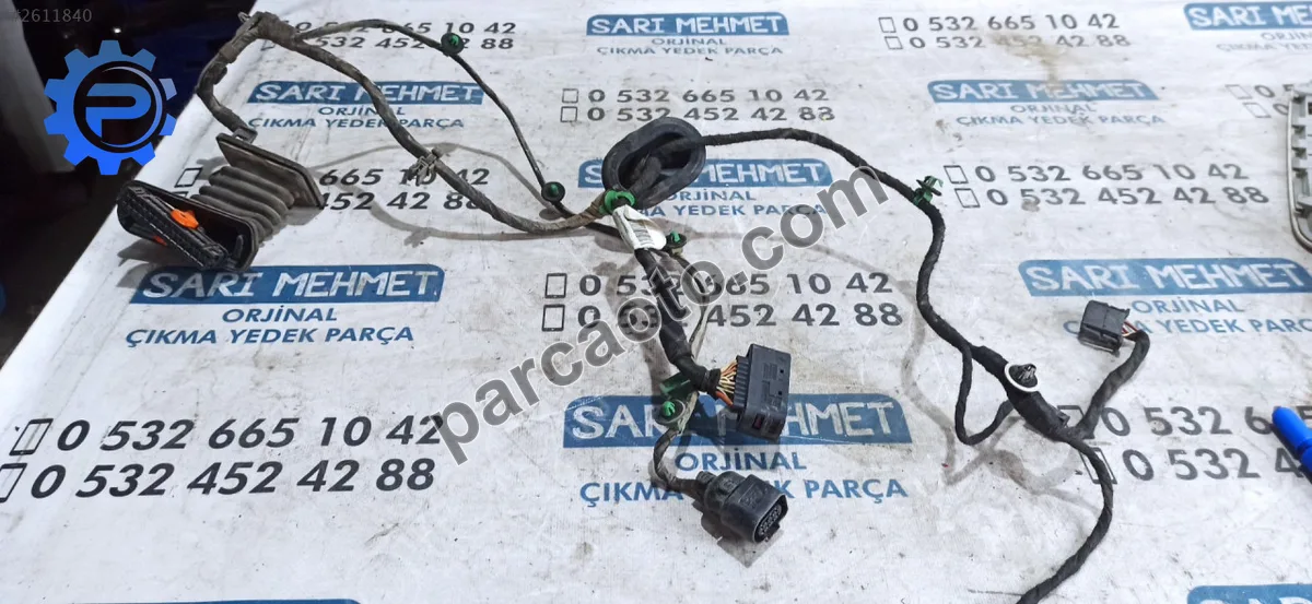 Çıkma vw jetta sağ arka kapı tesisatı
