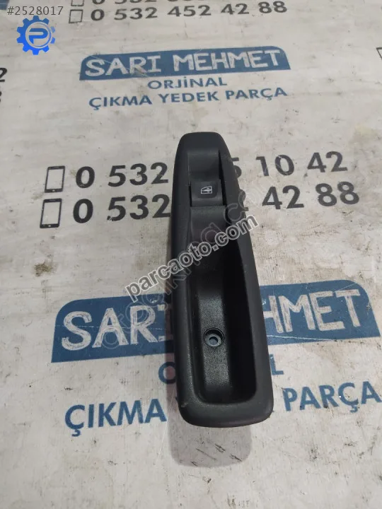 Çıkma renault clio 4 sw sağ arka kapı cam düşmesi