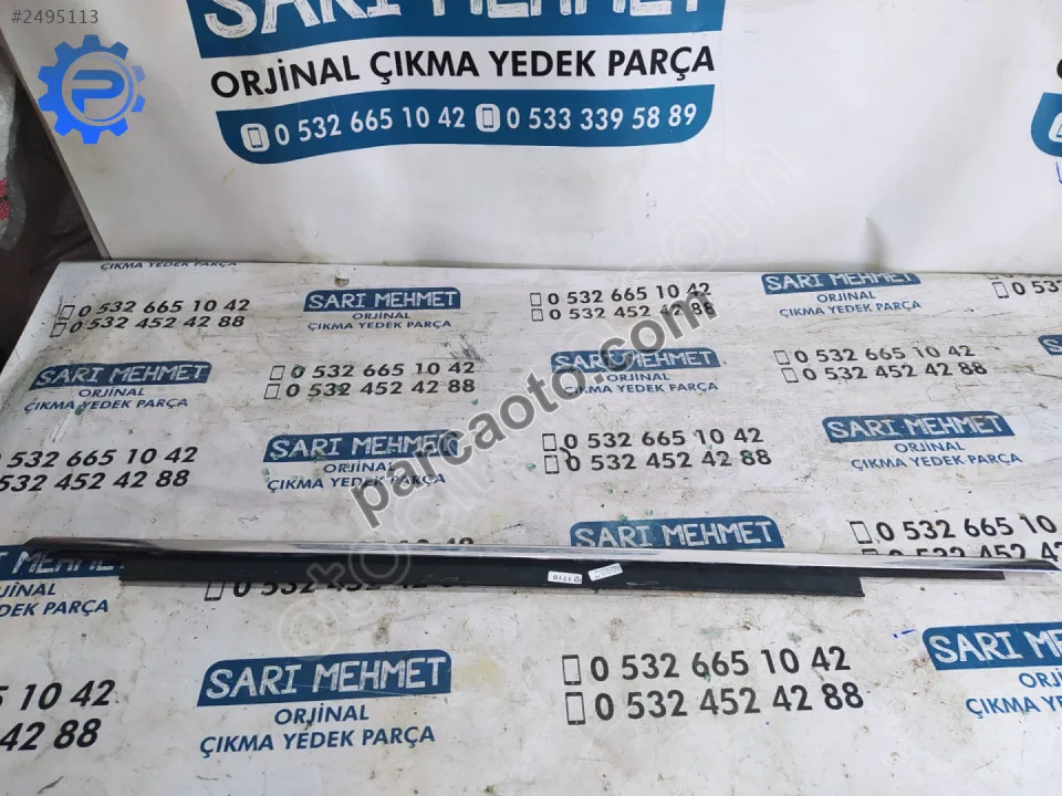 Çıkma audi a4 sol arka kapı cam sıyırıcısı 8k0853763e