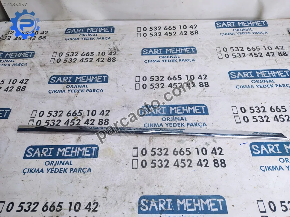 Çıkma vw passat b6 sağ arka kapı nikelaj çıtası 3c0853754a