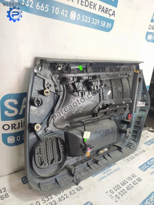 Çıkma audi a4 sol ön kapı döşemesi d-203