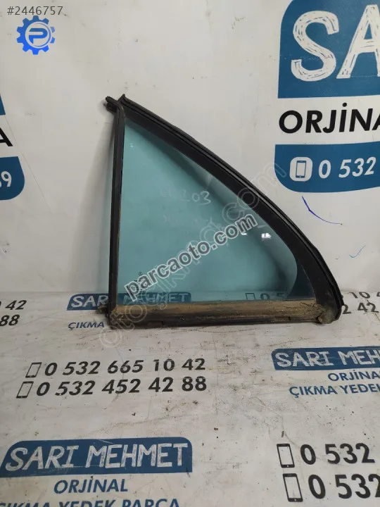 Çıkma mercedes c-class w203 sol arka kapı kelebek camı 43r-0