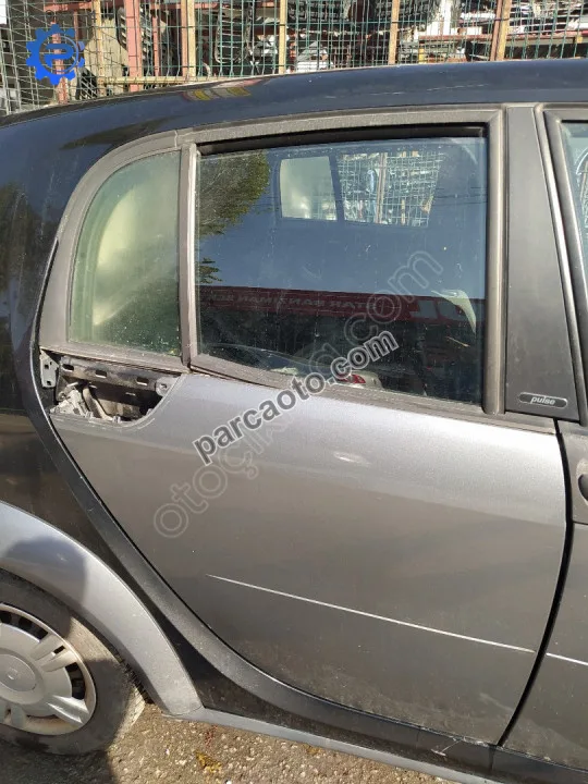 Çıkma smart forfour sağ arka kapı