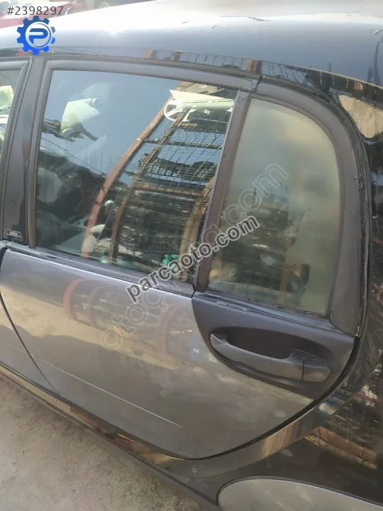 Çıkma smart forfour sol arka kapı