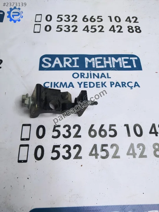 Audi A3 Kapı Menteşesi - Konya Selçuklu