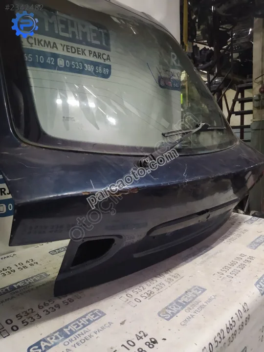 Çıkma ford escort hb bagaj kapağı