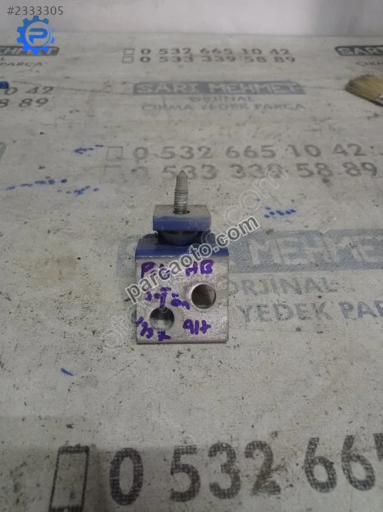 Çıkma vw polo hb sağ ön kapı alt menteşesi