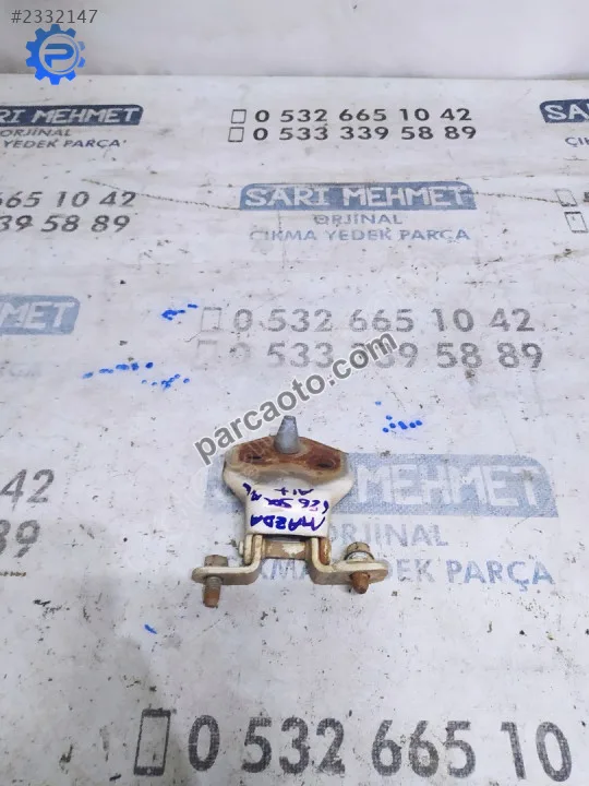 Çıkma mazda 626 sol arka kapı menteşesi alt