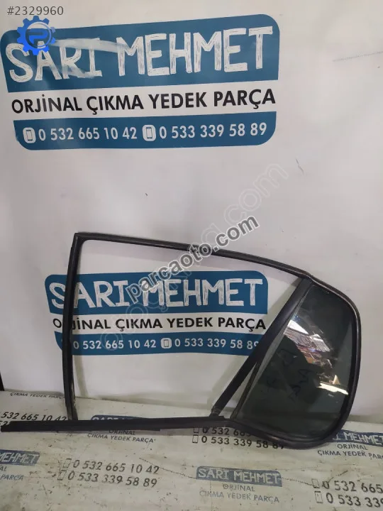 Çıkma vw polo hb sol arka kapı kelebek camı
