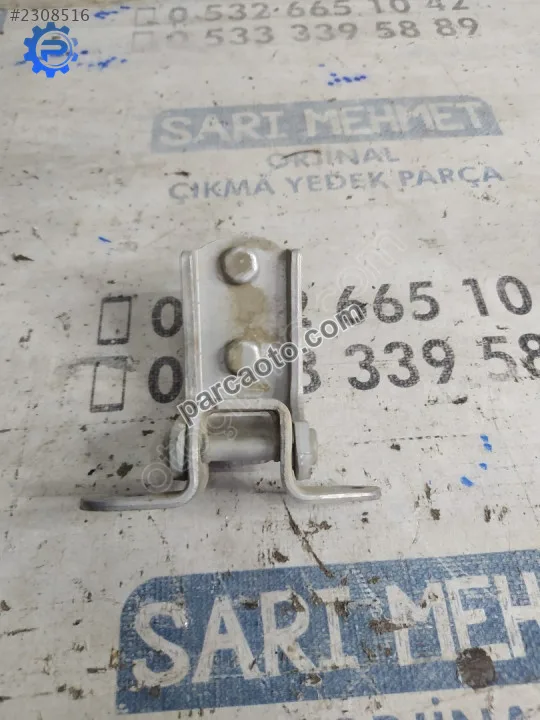 Çıkma toyota corolla 101 kasa sağ arka kapı menteşesi alt