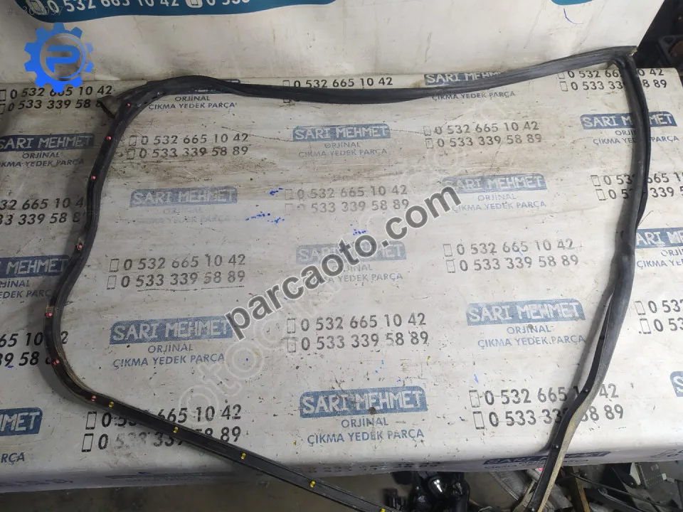 Çıkma mercedes c-class w203 sol ön kapı çerçeve fitili