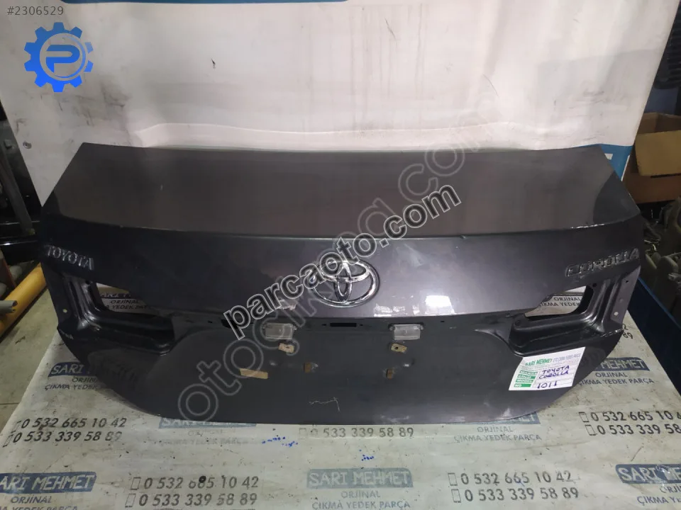 Çıkma toyota corolla bagaj kapağı