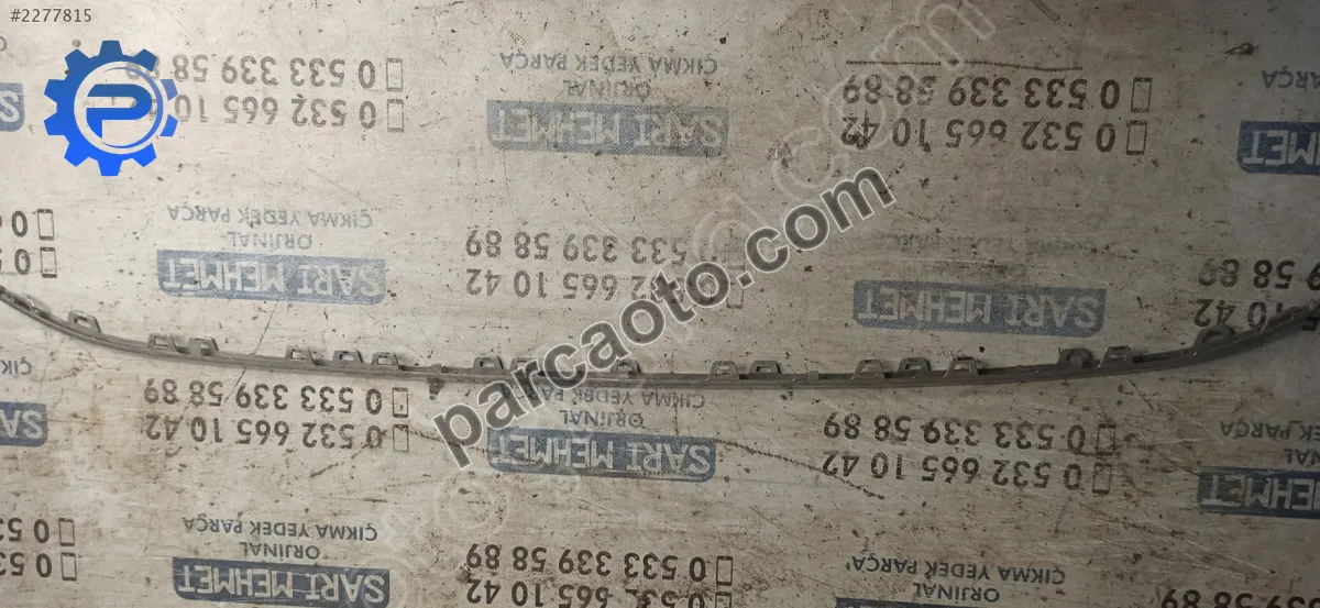Çıkma vw passat b8 ön tampon orta çıtası