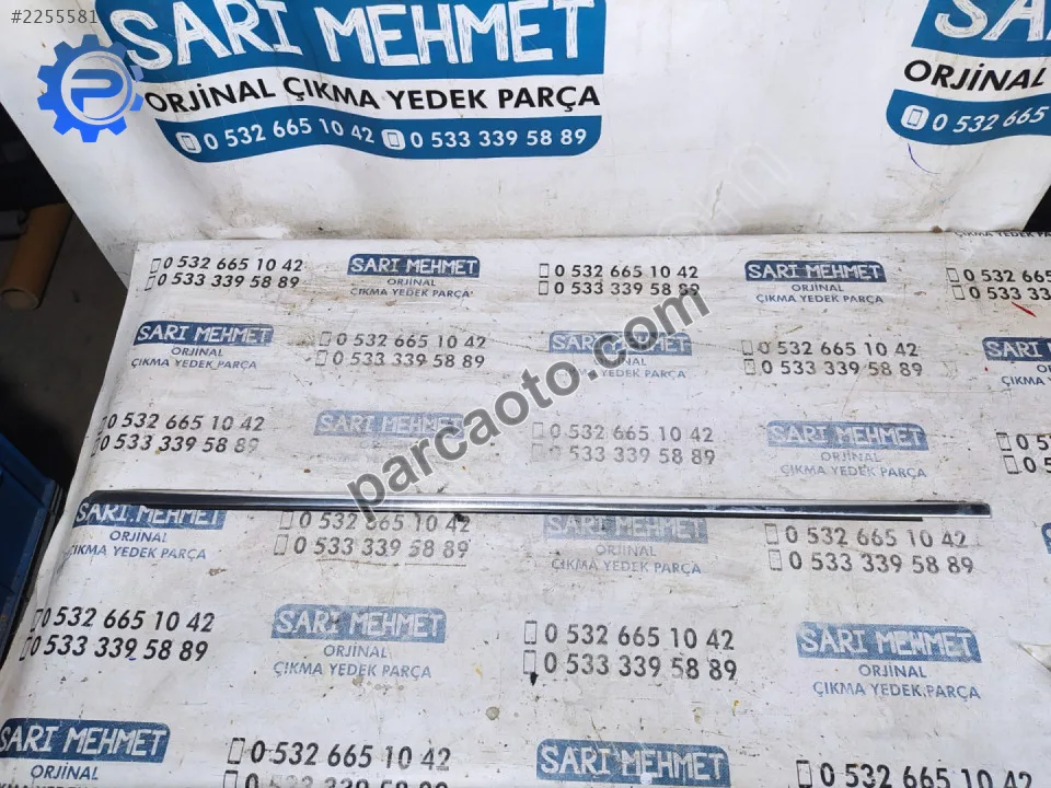 Çıkma vw passat b6 sol ön kapı cam sıyırıcısı