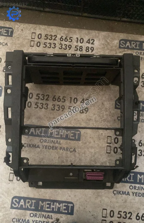 Çıkma vw golf havalandırma ızgarası 1j2 858 071