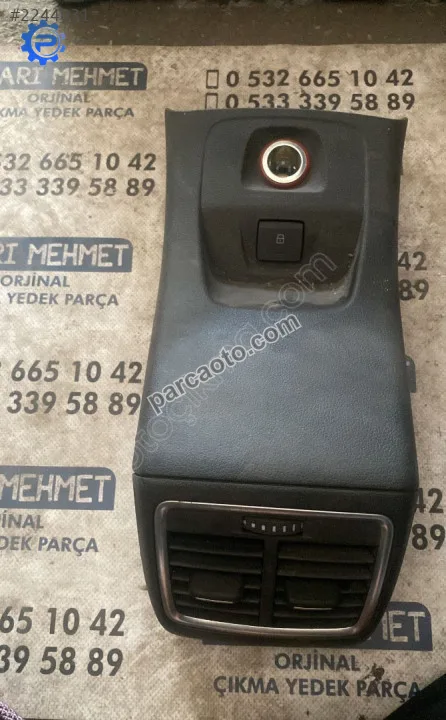 Çıkma audi a4 havalandırma ızgarası 840 819 203