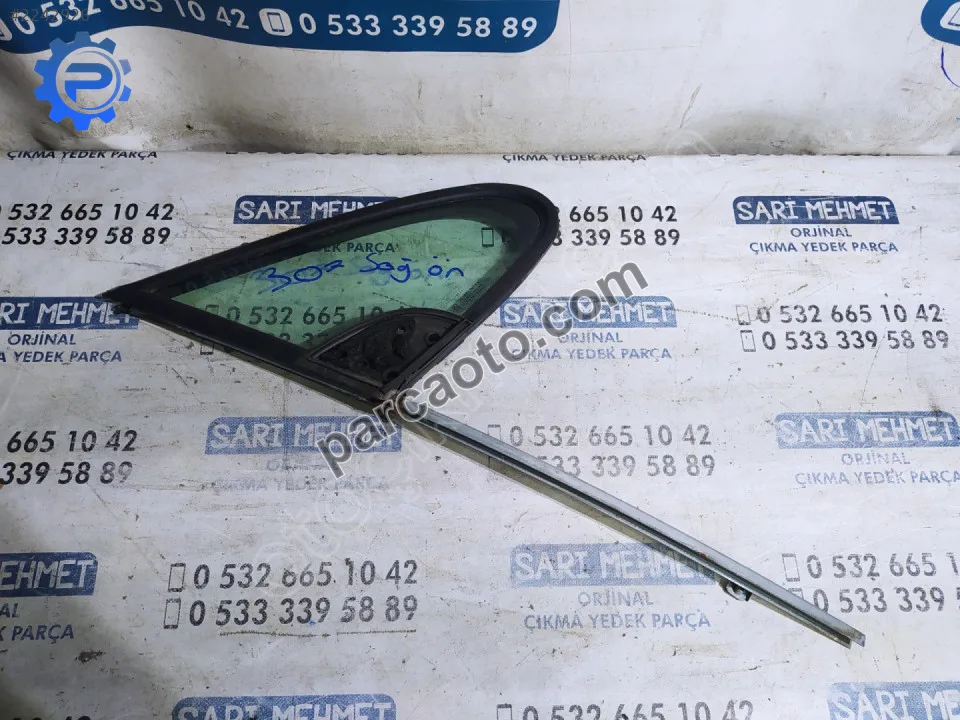 Çıkma peugeot 307 sağ ön kapı kelebek camı