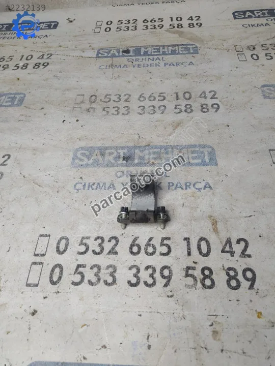 Çıkma vw golf 4 bagaj kapağı menteşesi sol