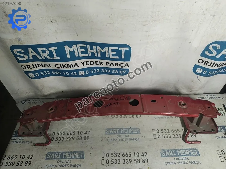 Çıkma mazda 3 arka tampon demiri 2015-2020