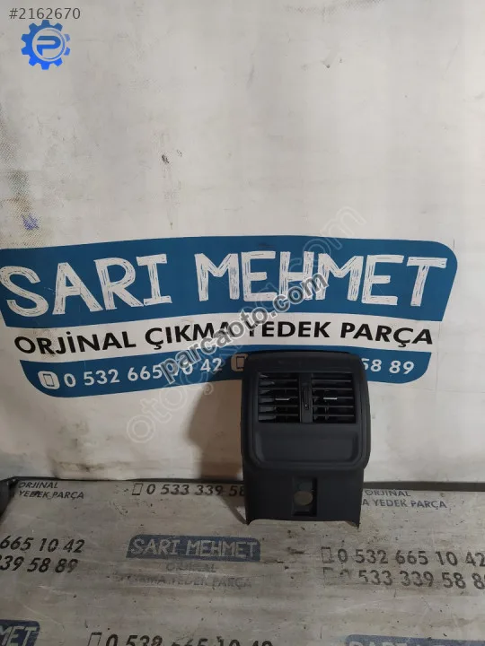 Çıkma vw passat b8 arka havalandırma ızgarası
