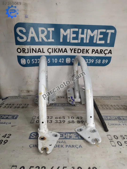 Çıkma audi a4 bagaj kapağı menteşesi 2009-2012