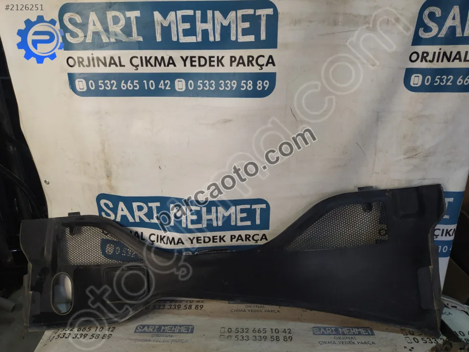 Audi A7 Ön Cam Izgarası - Konya Selçuklu