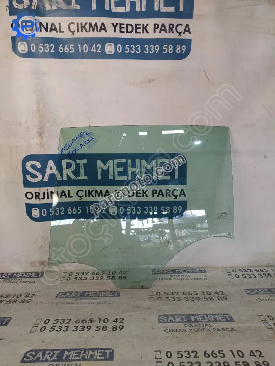 Çıkma renault megane 2 sol arka kapı camı