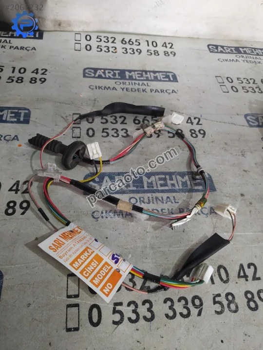 Çıkma toyota yaris sol arka kapı iç tesisatı