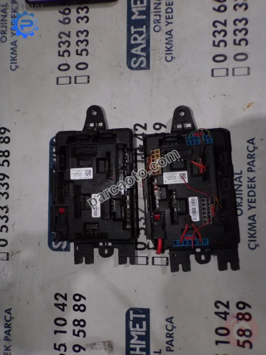 Çıkma bmw 3 serisi f30 sigorta kutusu 933 788 001
