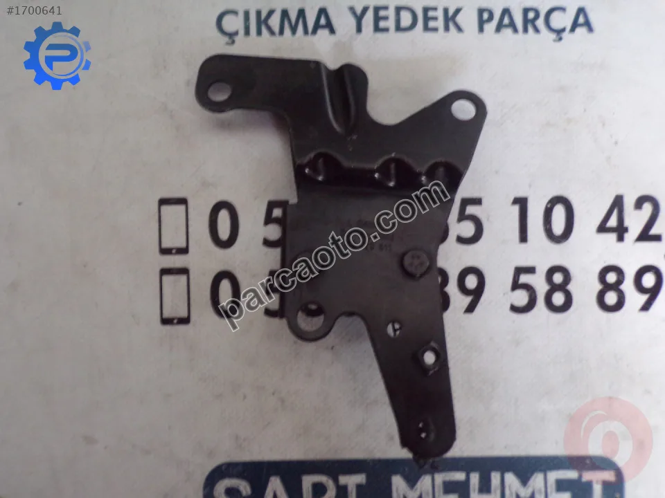 Audi A4 Tampon Tutacağı - Konya Selçuklu