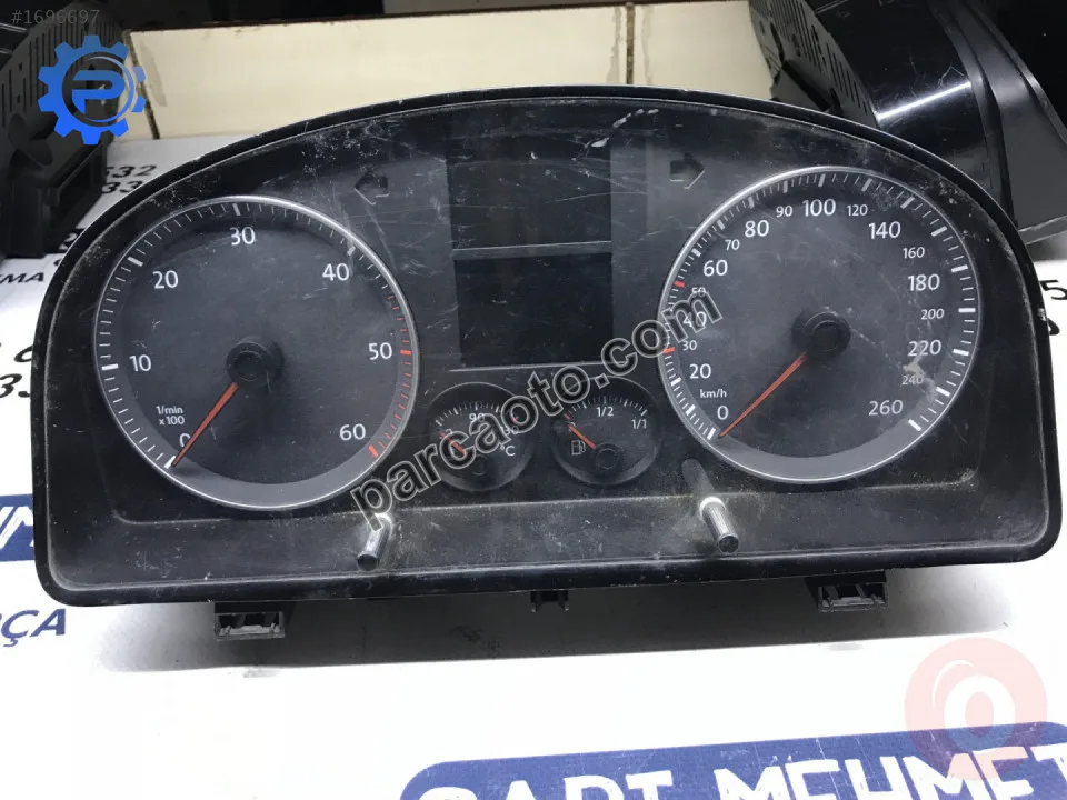 Çıkma vw golf 5 hız göstergesi a2c53023102 a2c53025660