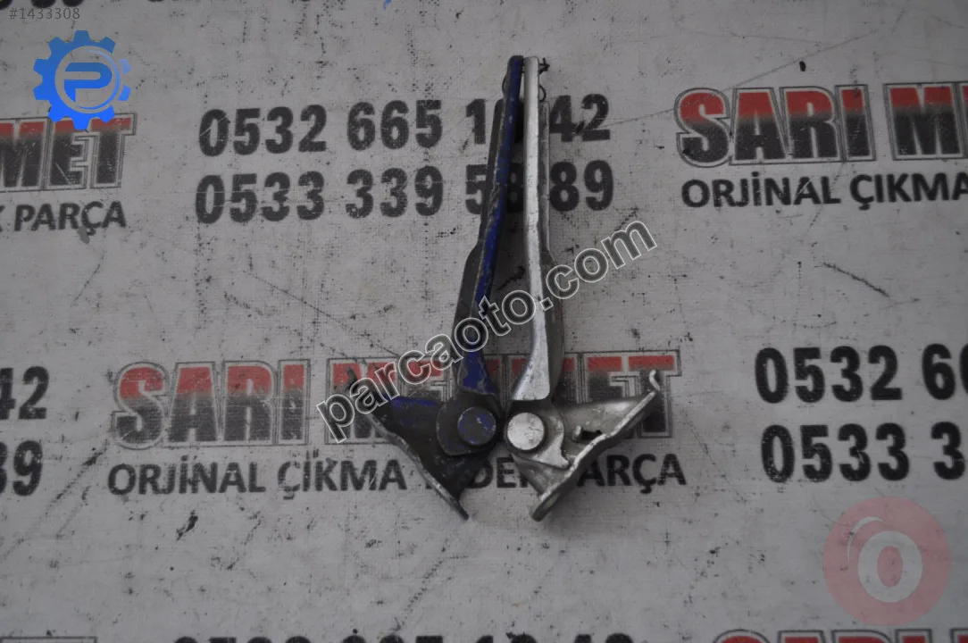 Volkswagen Jetta Kaput Menteşesi - Konya Selçuklu