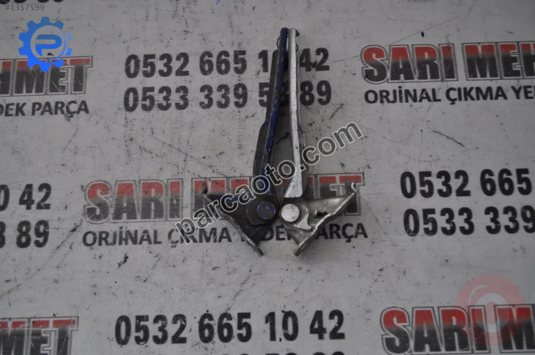 Volkswagen Jetta Kaput Menteşesi - Konya Selçuklu