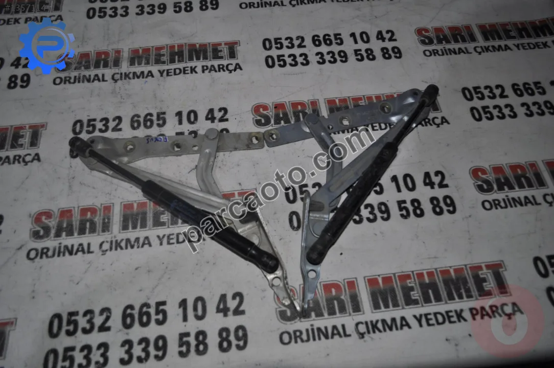Çıkma passat bora bagaj menteşesi