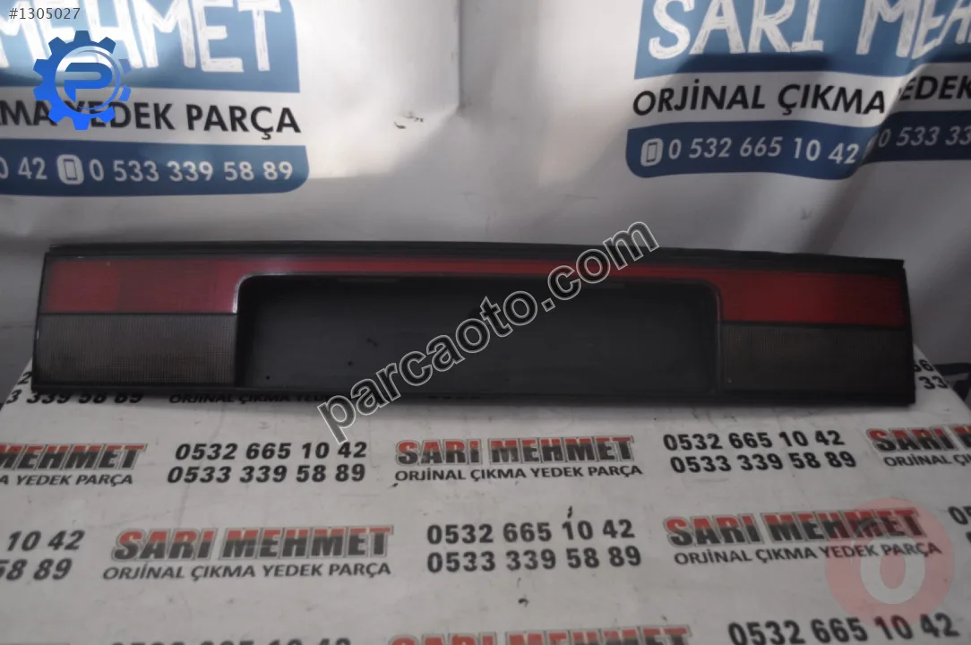Renault 21 bagaj kapağı ışıklı plakalık