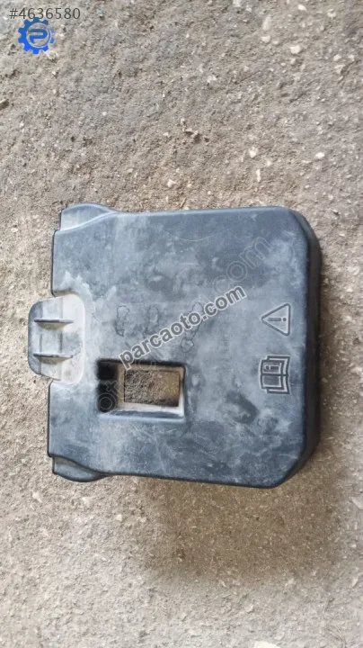 Ford c max focus akü üst kapağı 2012-2018 am51-10a659-ad