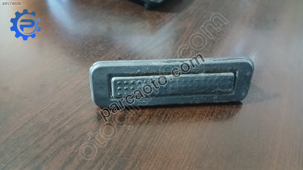 Fiat egea bagaj açma butonu 52052778
