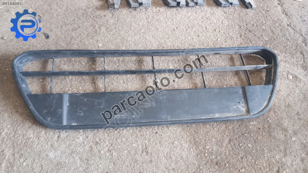 Ford connect ön tampon panjur 9t16 17k946