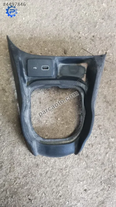 Fiat Doblo 3-4 vites konsol çerçevesi 735603543 2011-2019