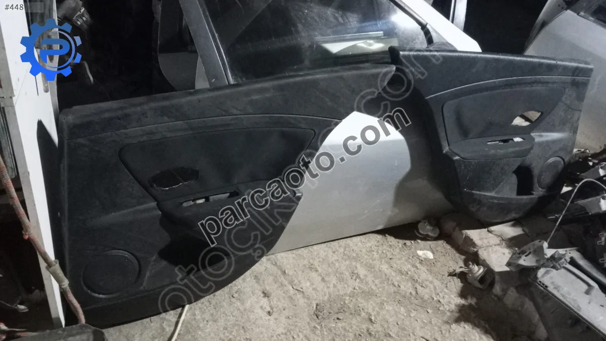 Fluence arka kapı döşemeleri 156221432