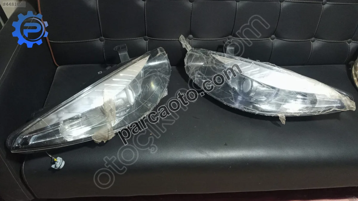 Renault Fluence ön far 260101331R