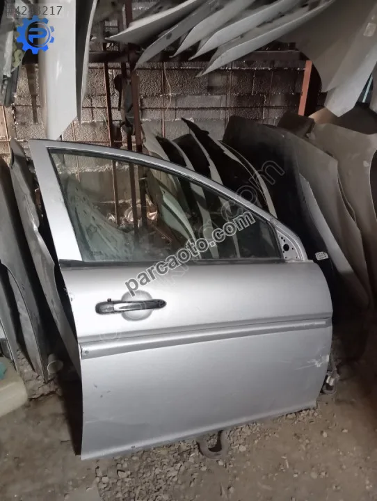 Hyundai Accent Era ön kapı dolu hatasız
