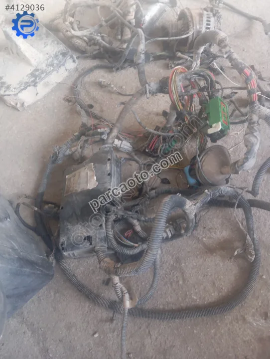 Ford focus elektrik tesisatı 8M5T-14K733