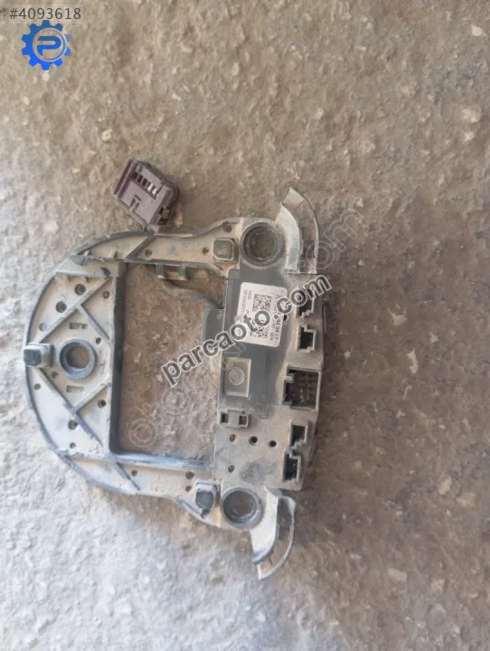 Mercedes W176.Direksiyon kontrol modülü.A1664640417