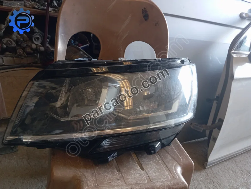 WW Transporter T7 Sağ ön far.7L1.941.005