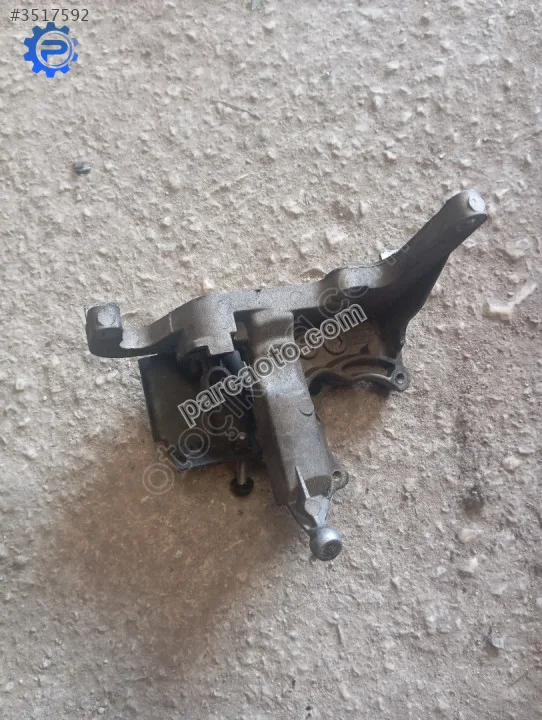 Ford courier emme manifold braketi AVQ-9B470-BB
