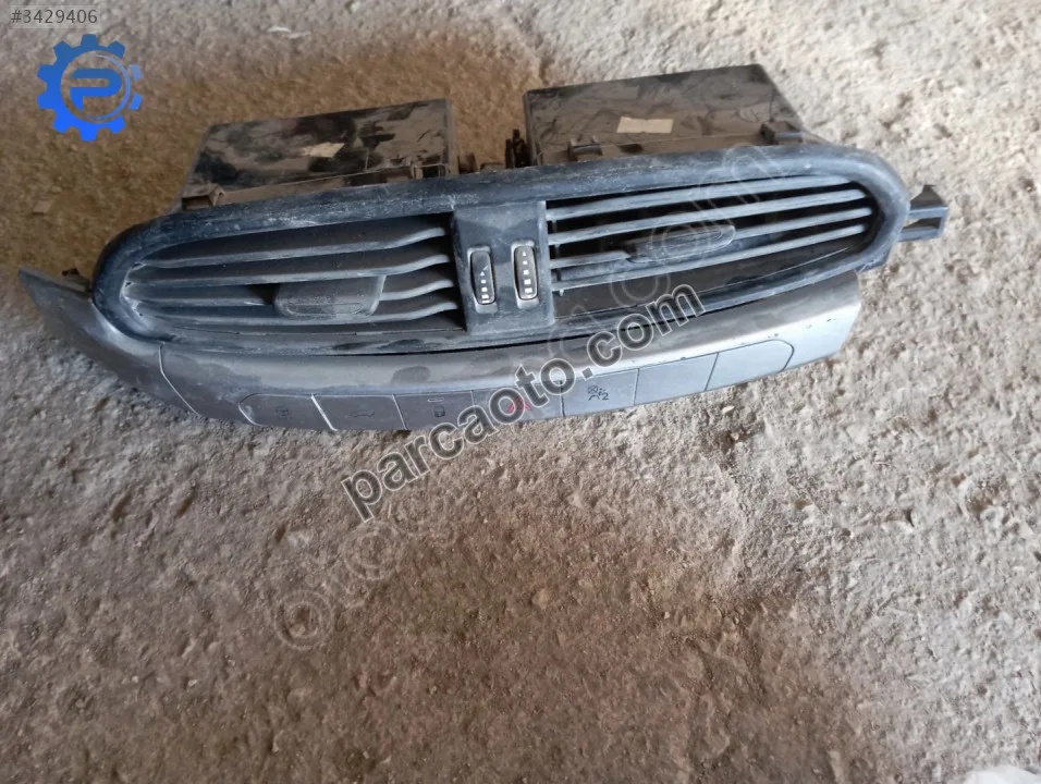 Fiat Egea orta kalorifer ızgarası 07356936060