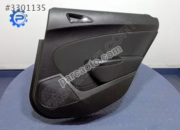 Opel astra j sağ arka kapı döşemesi 13258682