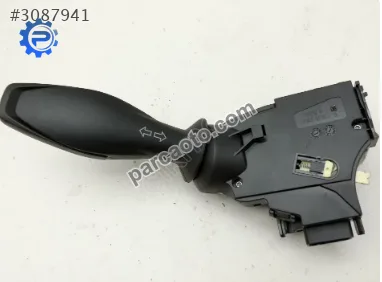 Ford fiesta 09-14.sinyal kolu.8a6t-13335